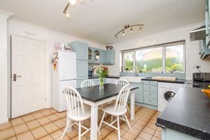 Photo 24- click for photo gallery